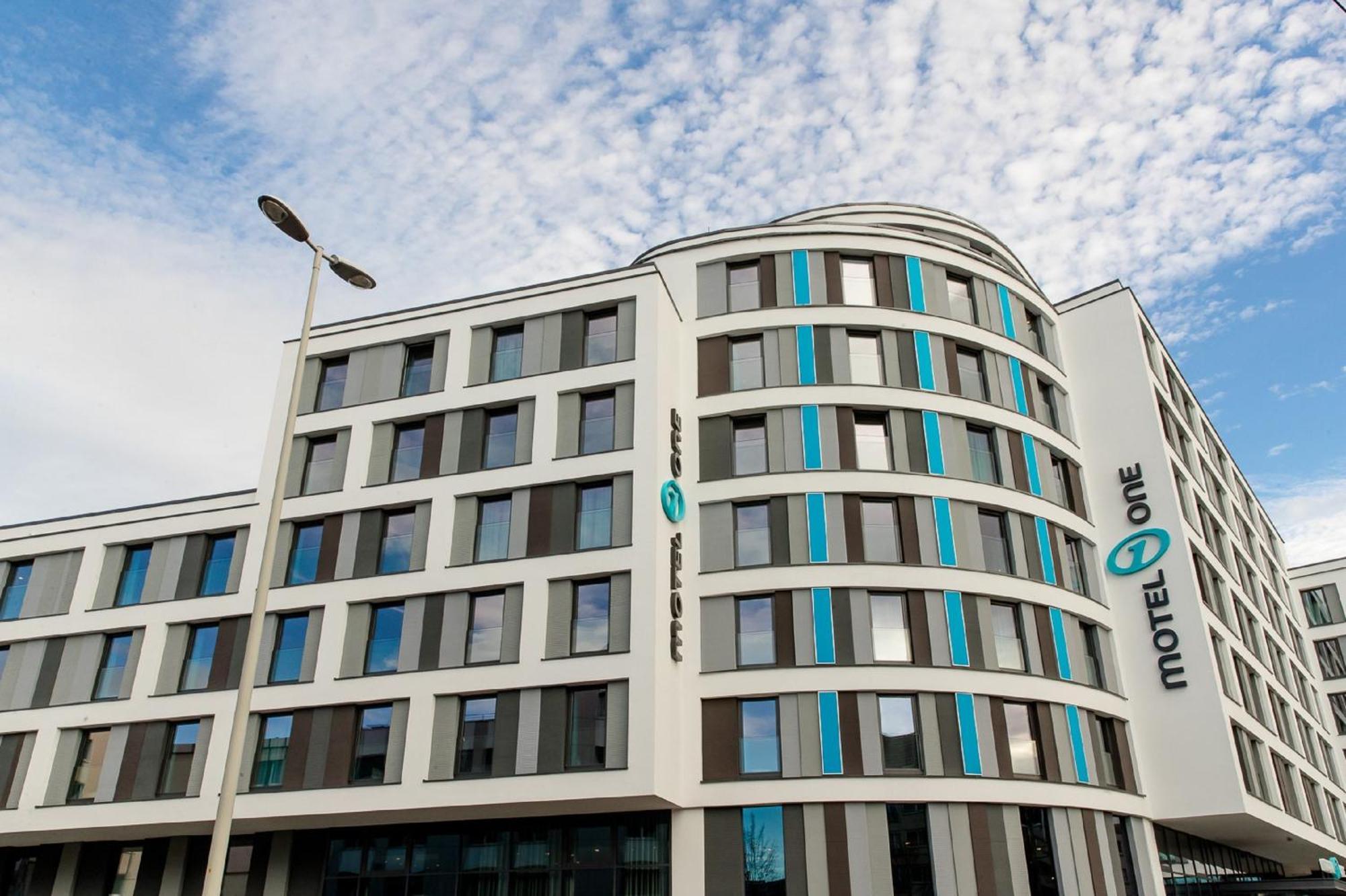 Motel One Bonn-Beethoven Экстерьер фото
