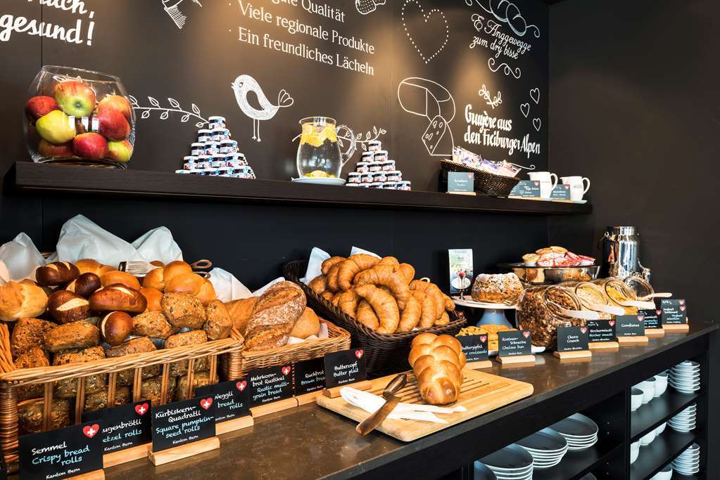 Motel One Bonn-Beethoven Ресторан фото
